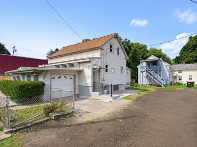 1 Railroad Ct, Millbury, MA, 01527