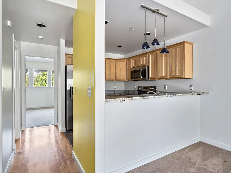 78 SW Allen Rd #3 — Photo 9