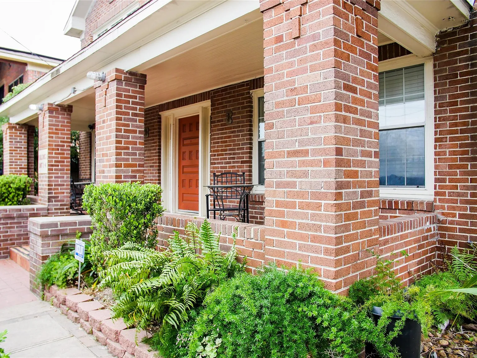 1 bed, 1.0 bath, 2620 sqft, $1,200 — Photo 3