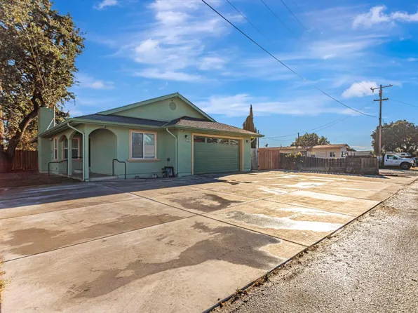 6540 Fairview Rd, Hollister, CA 95023
