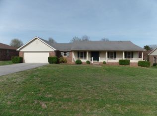 1322 Fleenor Way, Bowling Green, KY