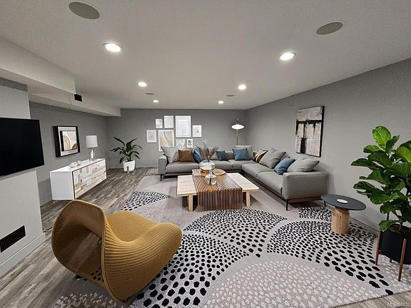 4th image of 4375 Glenside Rd