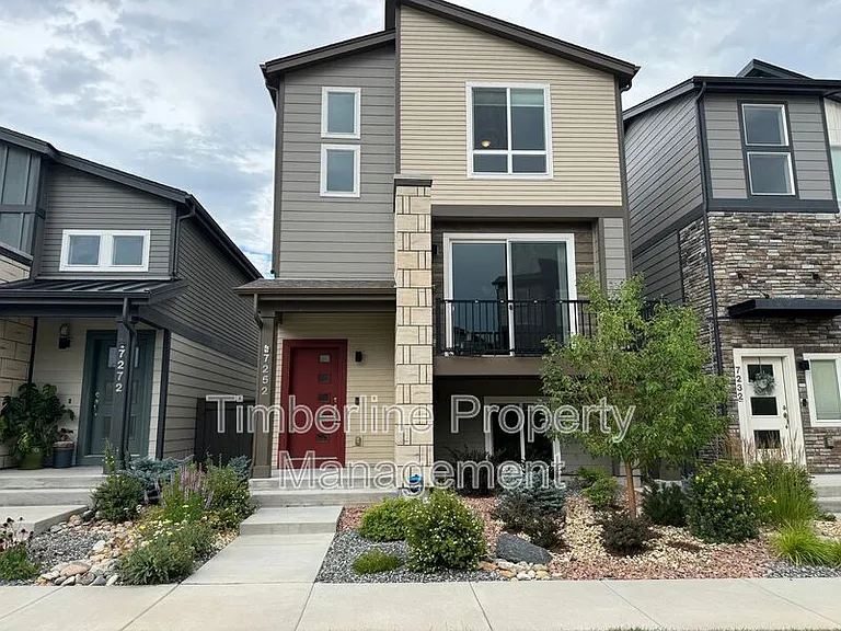 7252 Cedarbrook Ln — Photo 1