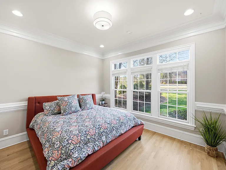 9805 Strike The Gold Ln — Photo 36