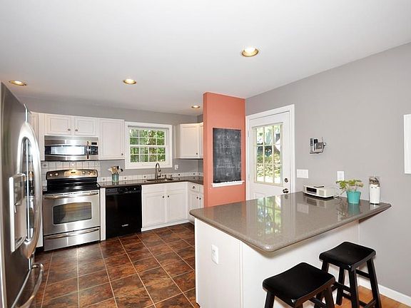 5th image of 62 Bolton Woods Way