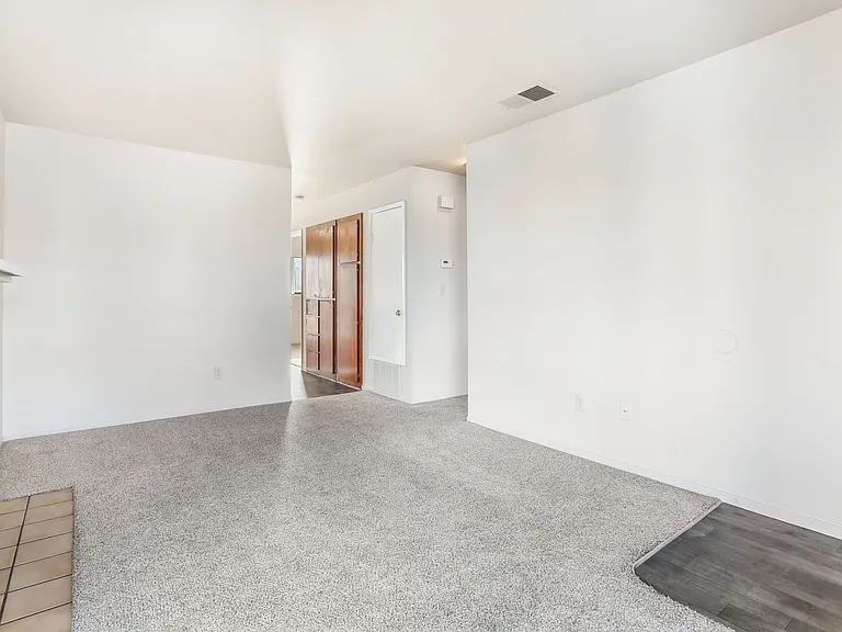 Avalon Place — Photo 11