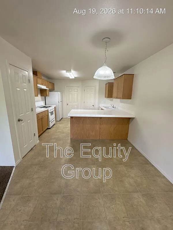 2 bed, 2.0 bath, 1040 sqft, $1,450 — Photo 3