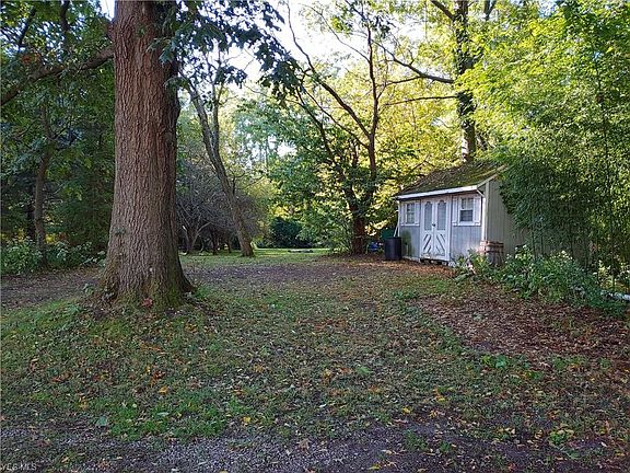 4th image of 344 Milan Ave