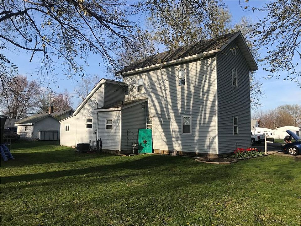 1st image of 340 Gibson Pkwy