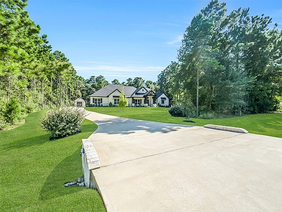 3rd image of 26073 Crown Ranch Blvd
