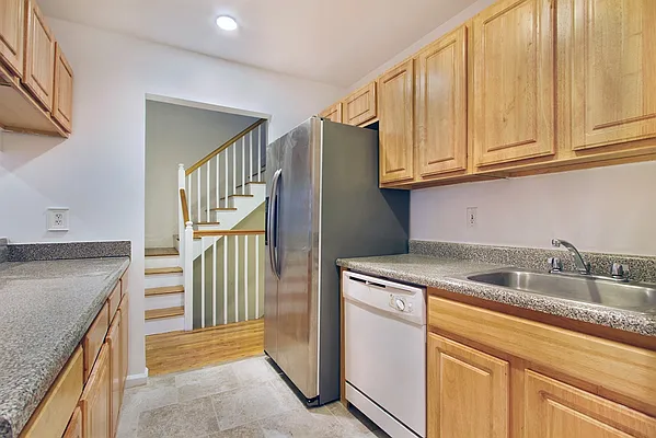 Rented by Corcoran | media 11