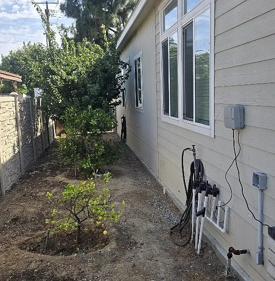 1361 Shadowglen Way — Photo 15