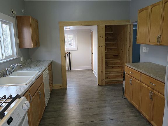 Kitchen & Utility rooms