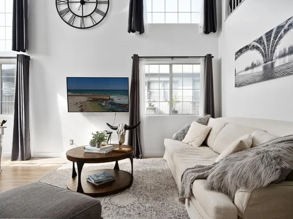 1838 9th St APT 204, Santa Monica, CA 90404