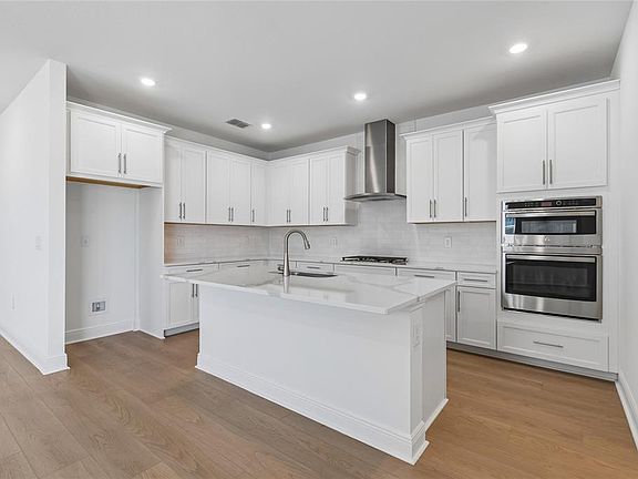 6th image of this home