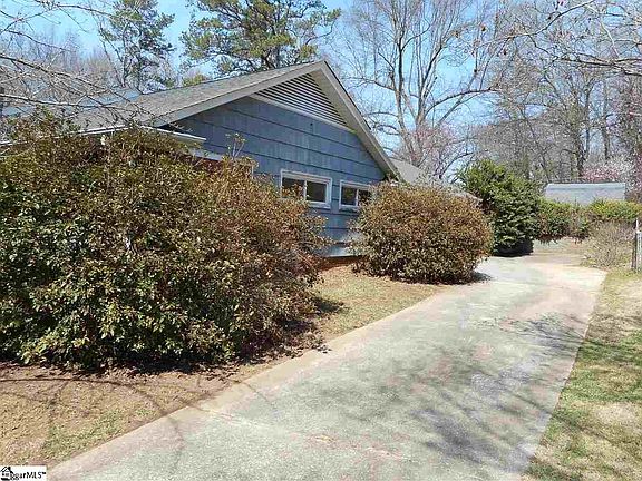 2nd image of 309 Providence Sq