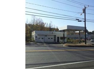 22 Tolland Tpke, Willington, CT 06279