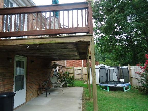 2nd image of 104 Nimitz Cir
