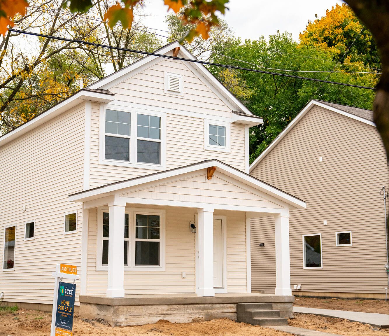 1003 Bemis St, Grand Rapids, MI 49506 MLS 24005172 Zillow