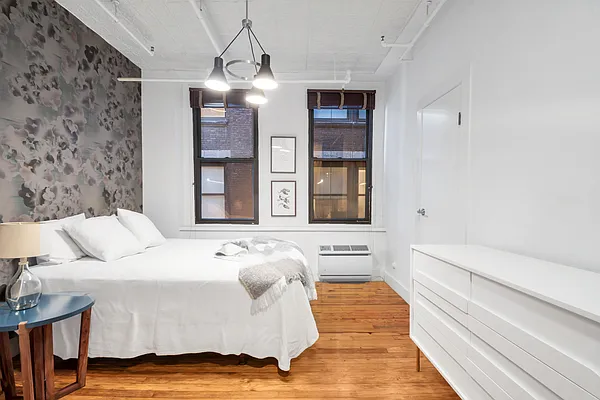 Sold by Corcoran | media 6