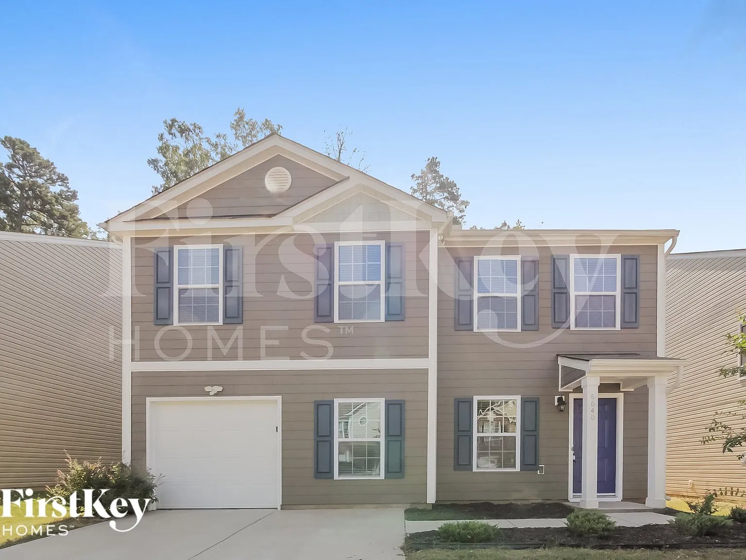 3 bed, 2.5 bath, 1926 sqft, $2,410 — Photo 2