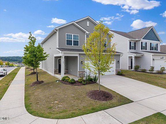 4th image of 40 Branch Wood Dr