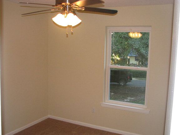 5th image of 2965 Sunrise Dr