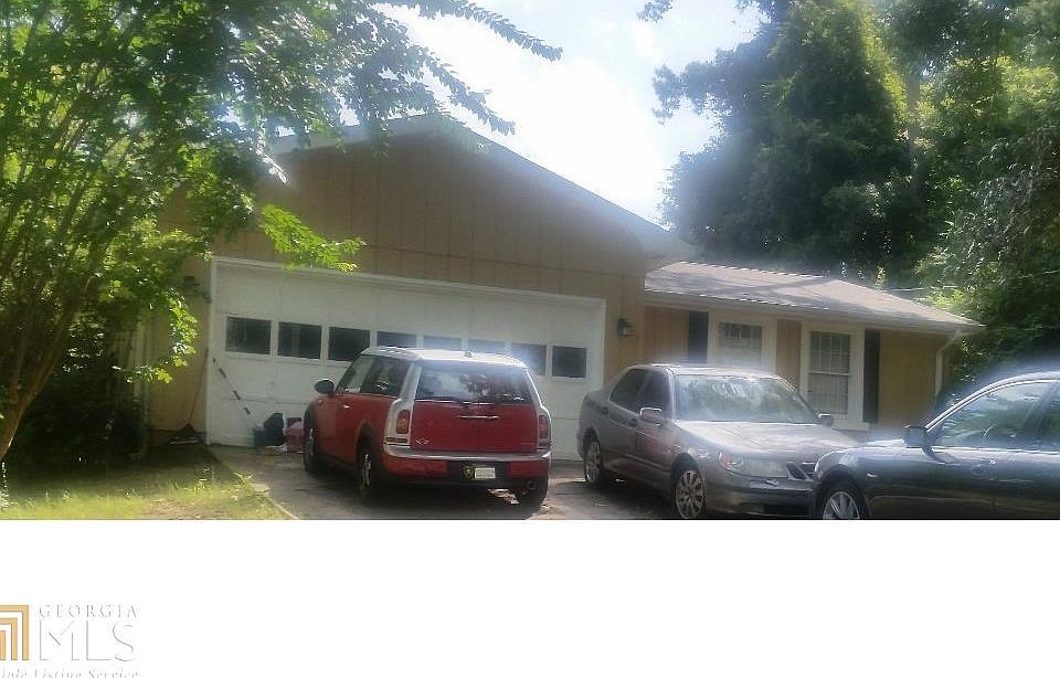 1st image of 319 Cindy Dr SE
