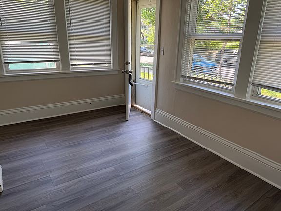 5th image of 1710 Newton Ave N #1710