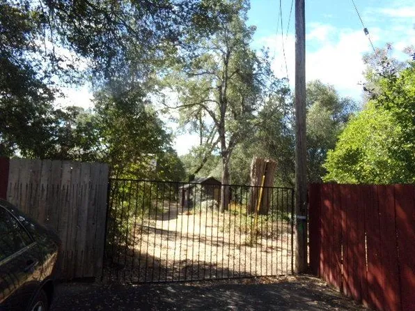 14 Avalon Dr, Placerville, CA 95667