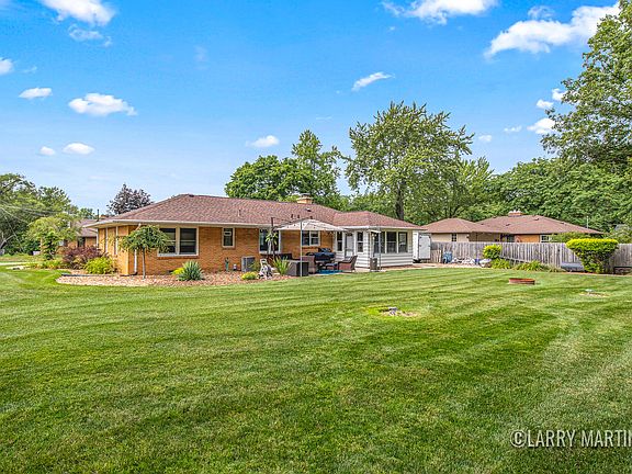 3rd image of 768 Westview Ave NW
