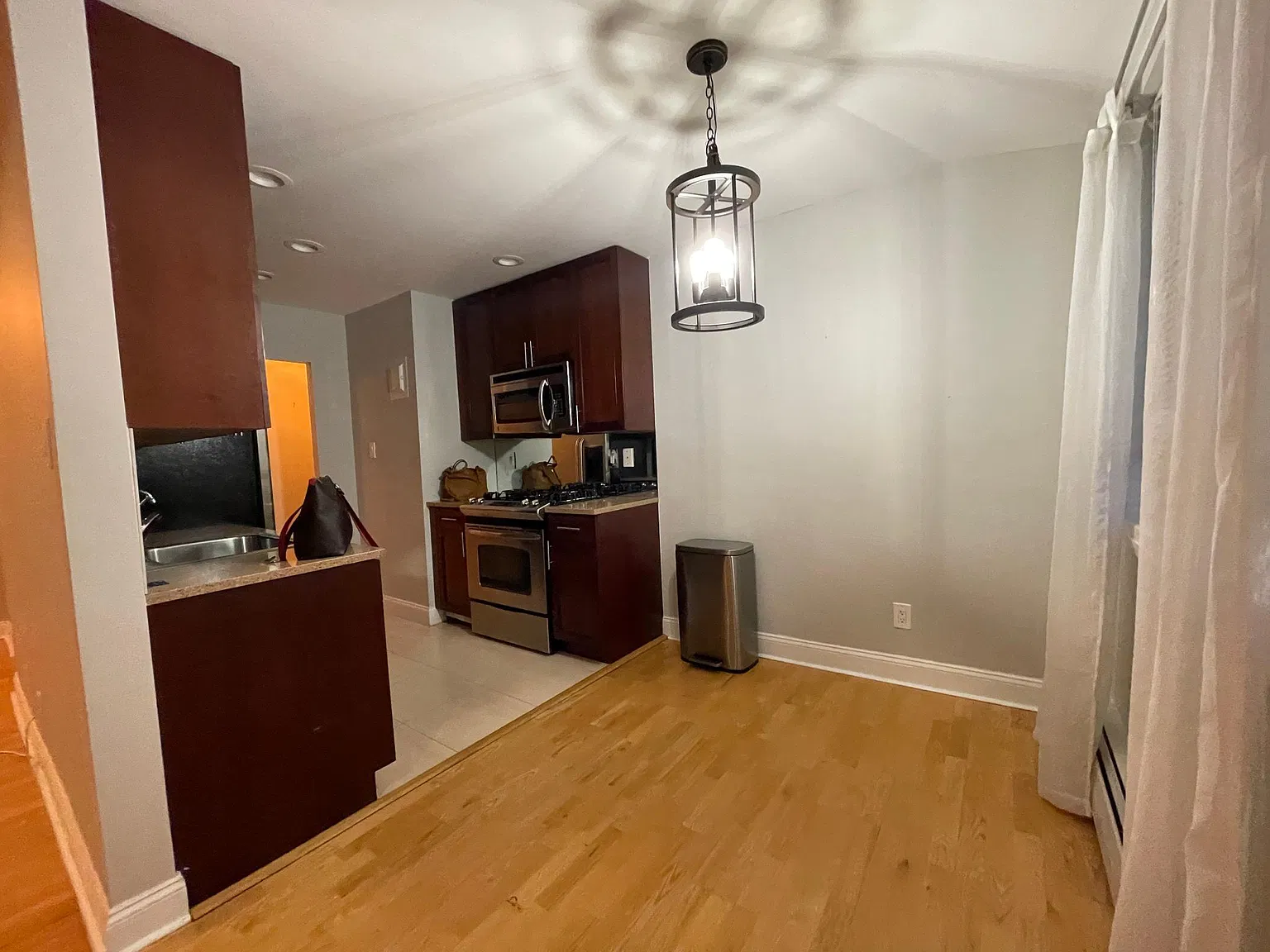 19 Gadsen Pl — Photo 3