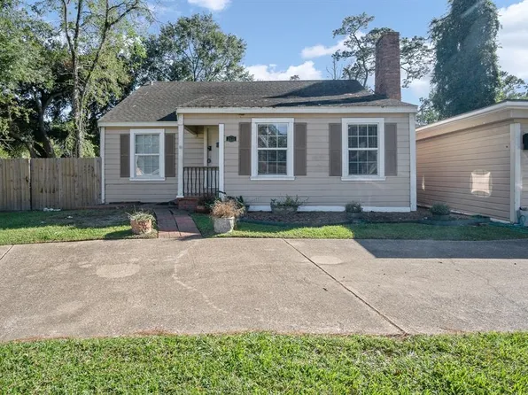2435 Louisiana, Beaumont, TX 77702