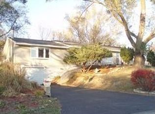 187 NW Hills Dr, Valparaiso, IN 46385