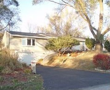 187 NW Hills Dr, Valparaiso, IN, 46385