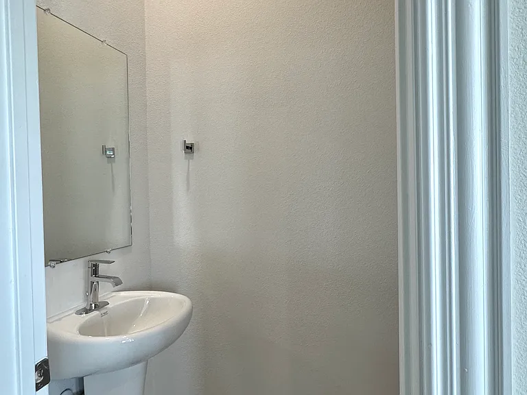 4546 Community Ct — Photo 13