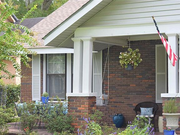 2nd image of 668 Ponce De Leon Ave