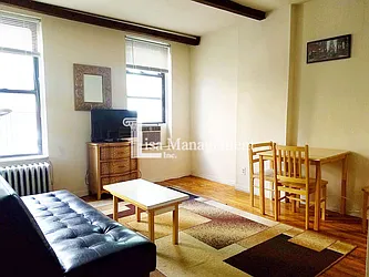 Rented by Lisa Management