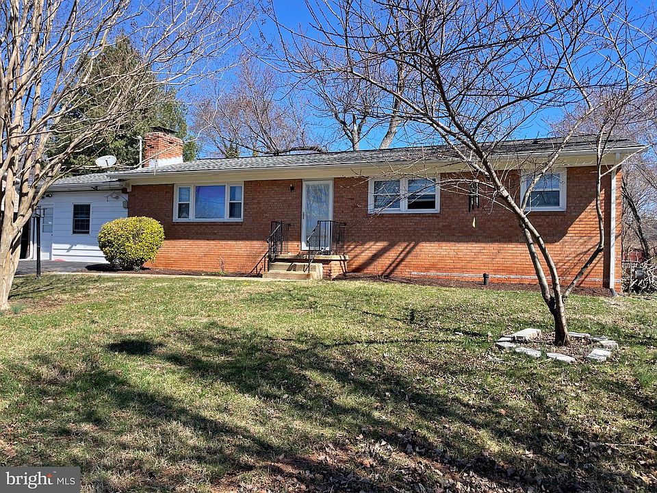 1st image of 7705 Huron Dr