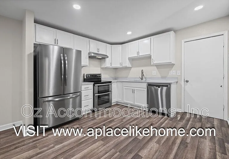 13909 Falkirk Cir — Photo 11
