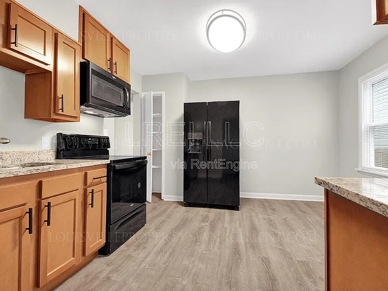3605 Parthenia Ave — Photo 11
