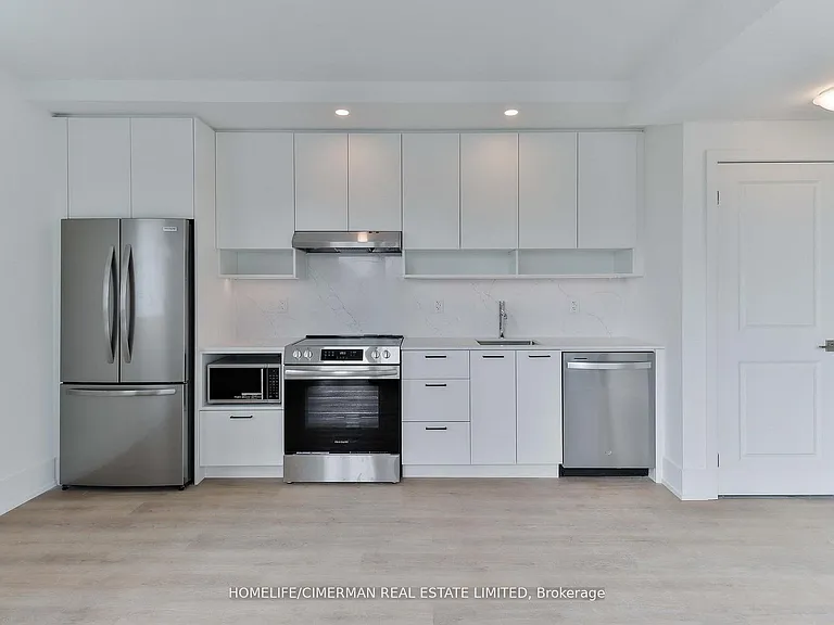 206 King St W #Penthouse 1 — Photo 7