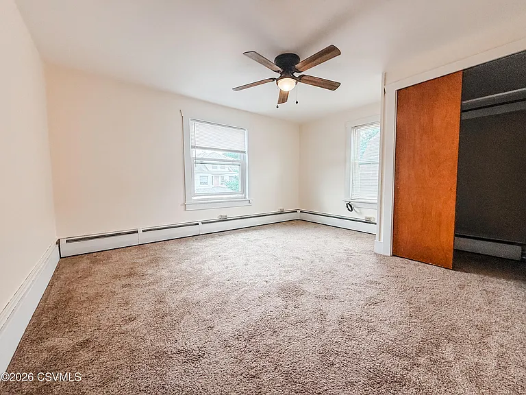 402 N Orange St — Photo 8