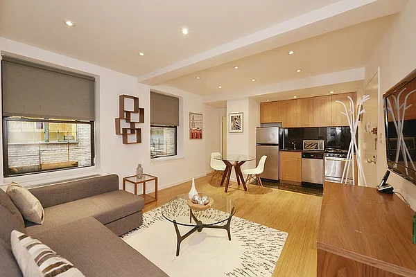 Rented by Global Realty Opportunities | media 31