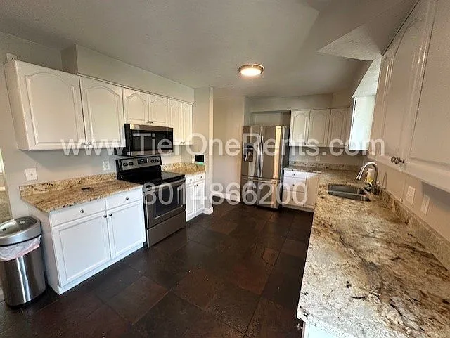 1229 W Capernaum Rd — Photo 2