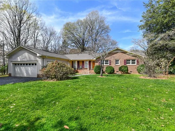 1343 New Garden Rd, Greensboro, NC 27410