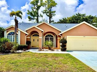 1069 Sweet Briar Pl, Wellington, FL 33414