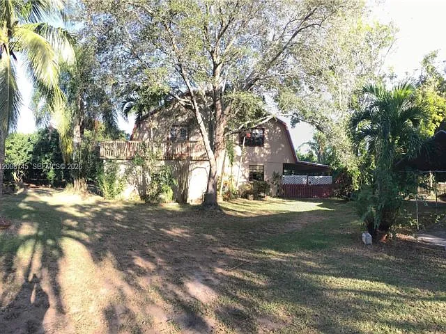 5 bed, 3.5 bath, 3391 sqft, $5,000 — Photo 4