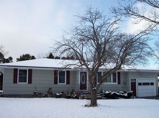 67 Leicestershire Rd, Rochester, NY 14621