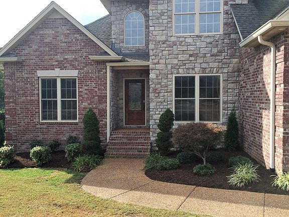 2nd image of 1021 Robert Lee Dr